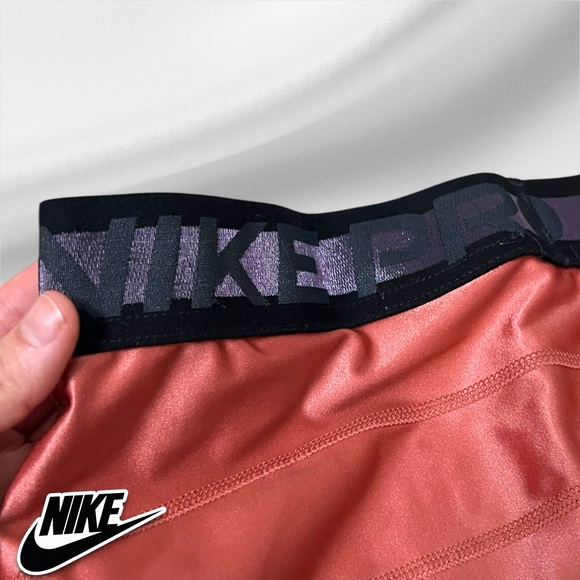 NIKE Pro High Rise Leggings DA0570-671 Canyon Rust Metallic link logo band - Picture 9 of 9